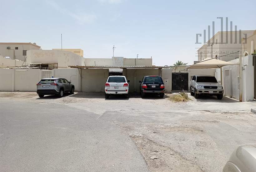 بيت شعبي مع ملحق